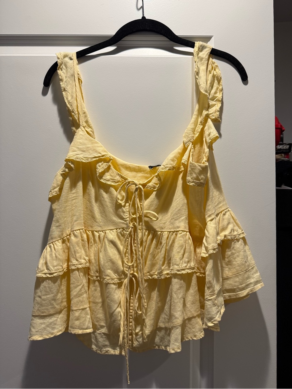 Zara Women’s Yellow Ruffle Tie-Front Tank Top - never worn